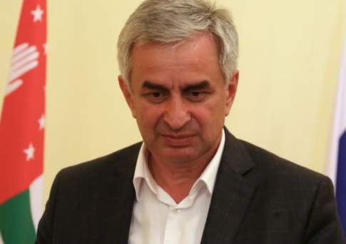 Рауль Хаджимба победил на выборах президента Абхазии