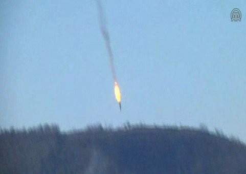 Кадры падения российского Су-24 на границе с Турцией (ВИДЕО)