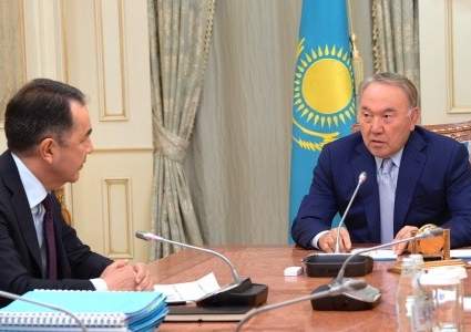 Госпрограммы в Казахстане не доходят до регионов - Назарбаев