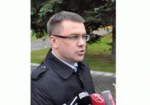 Аким устал