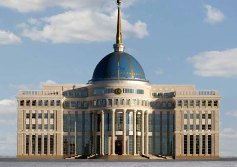 Назарбаев выразил соболезнования федеральному канцлеру Германии и королю Испании в связи с крушением самолета А320