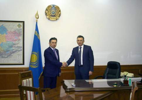 Тенгебаев назначен председателем Комитета госдоходов Минфина РК