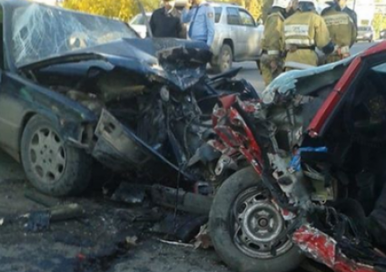 Досудебное расследование начато по факту ДТП, повлекшего смерть двоих людей, в Караганде