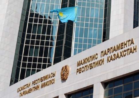 Концепцию о перераспределении полномочий власти в Казахстане сформируют в начале февраля