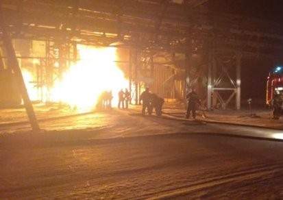 Пятеро пострадали при обрушении трубопроводов на меткомбинате «АрселорМиттал Темиртау»