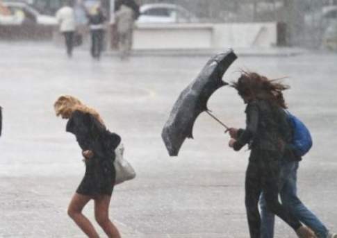 Из-за усиления ветра в ряде регионов Казахстана объявлено штормовое предупреждение