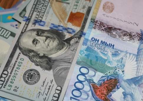 Курс продажи доллара в обменниках Астаны вырос до 356 тенге, в Алматы – до 355,6 тенге
