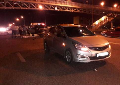 Девушка сбросилась с пешеходного моста в Алматы