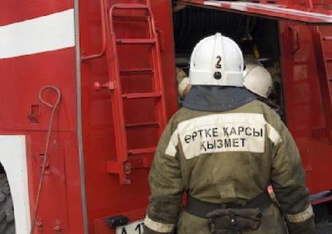 Почти 500 человек эвакуированы из гостиницы «Казахстан» в Алматы из-за пожара