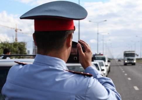 В Казахстане заменят устаревшие ручные радары автоматическими – глава МВД