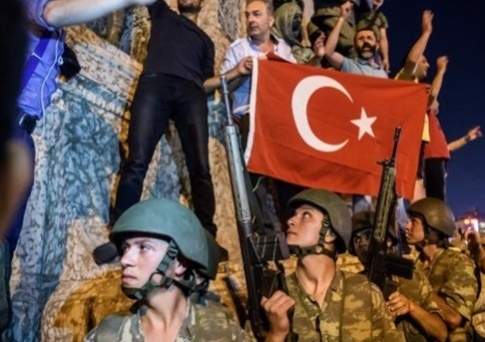 В Турции свыше 100 человек приговорили к пожизненному заключению за участие в попытке госпереворота в 2016 году
