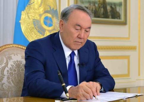 Глава государства утвердил стратегический план развития Казахстана до 2025 года