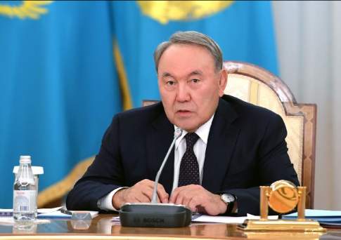 Хватит бегать за чиновниками!