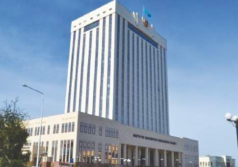О бедных акимах замолвит кто слово?