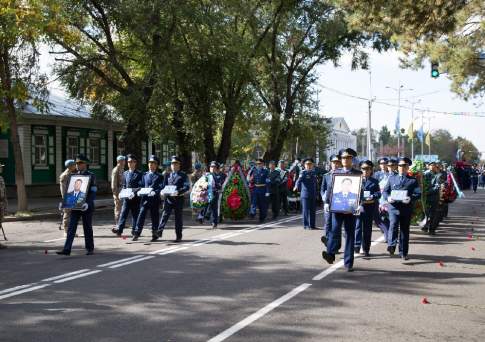 В огромное небо - одно на двоих...