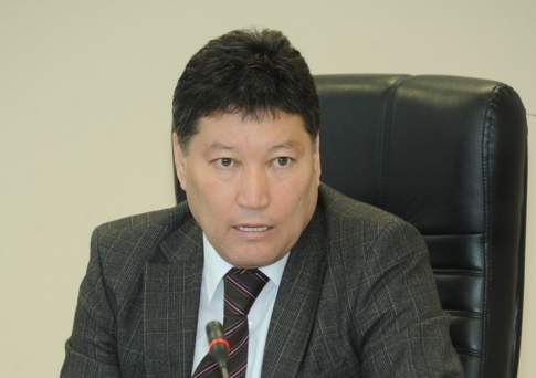 Мне денег не надо - госслужбу давай!
