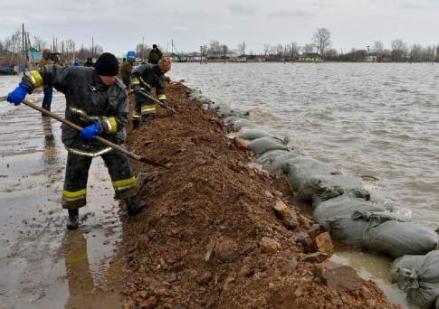 В ожидании большой воды