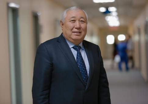 Кадыр ОМАРОВ: Без страхования мы не сможем развивать медицину в Казахстане
