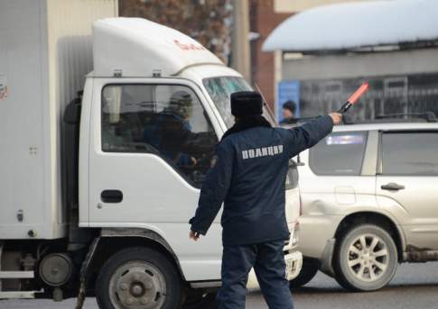 Коммунисты просят выйти