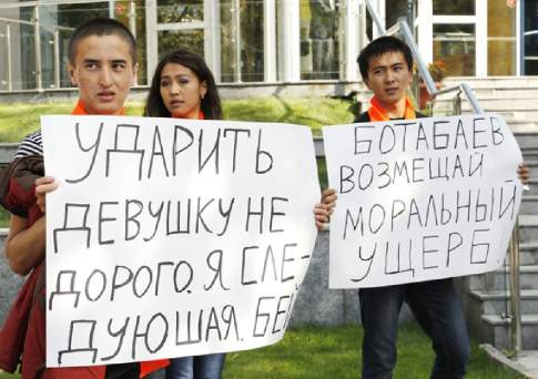 Дебошира - в отставку