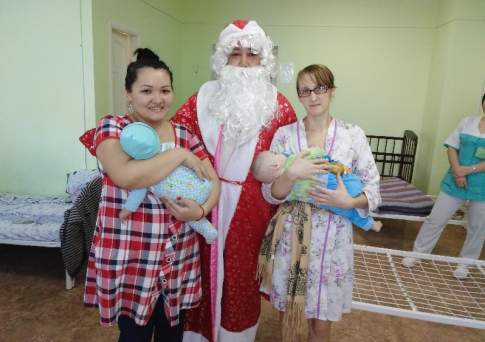 Дед Мороз в белом халате