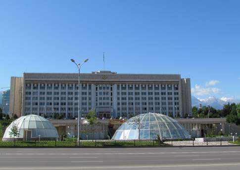 С места - в карьеру