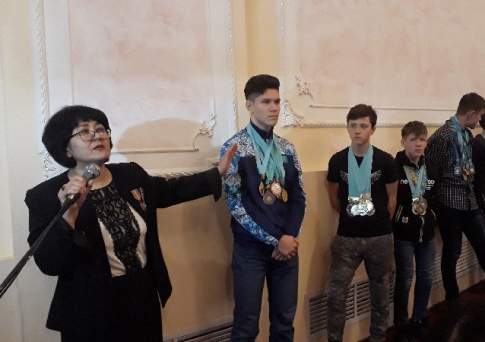 Cуслик гребле не помеха