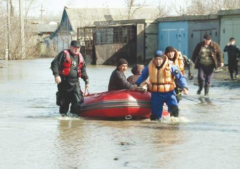 “Лондон” просит помощи