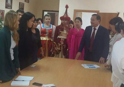 Будем дружить странами