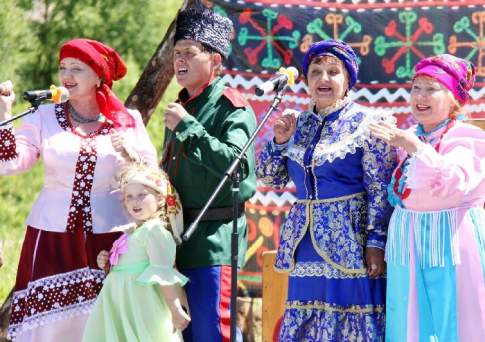Песни, банька,  гармонь и чаёк