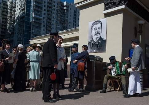 Жить становится веселее