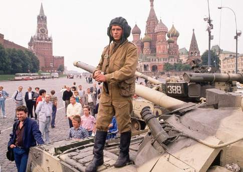 И вновь продолжается путч