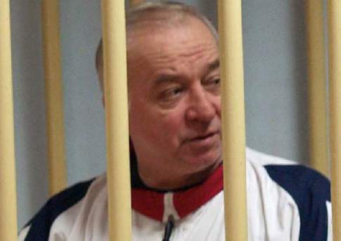 Бывших разведчиков убывает...