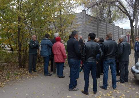 Рахат в осаде