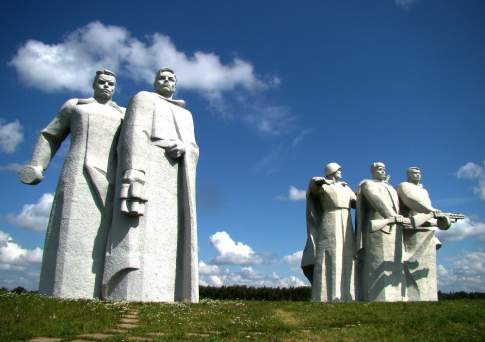 Война и миф