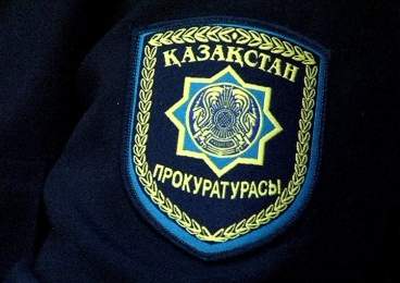За семью замками