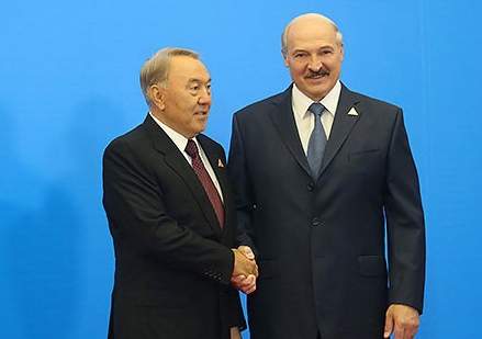 Президент у аппарата