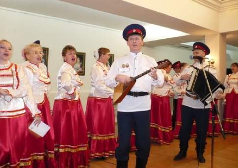 Лежит на сердце тяжкий груз