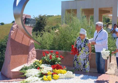 Дань памяти