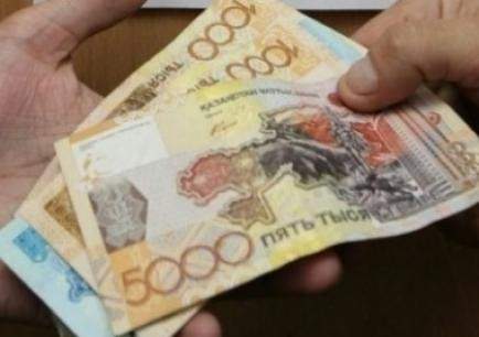 Пятно  на мундире
