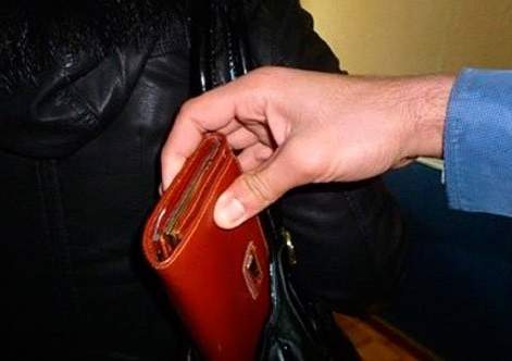 Каков подлец!